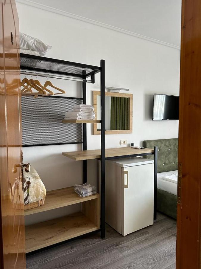Fjora Rooms Sarandë Exterior foto